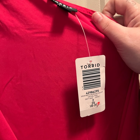Torrid Vibrant Pink One-Shoulder Blouse - Picture 3 of 3